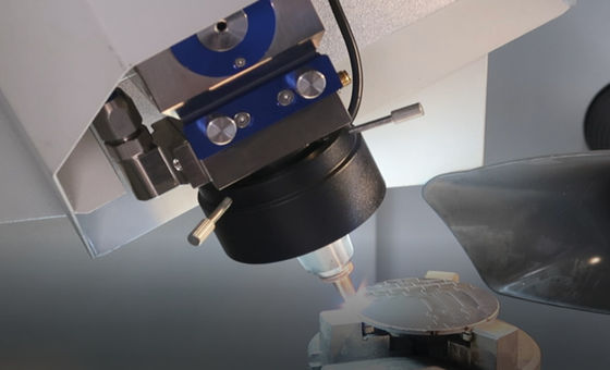 Precision CNC Fiber Laser Cutting Machine 380V-3 Phases-5 Wires 50Hz Power Supply Sistem CNC yang dikembangkan sendiri berdasarkan Windows